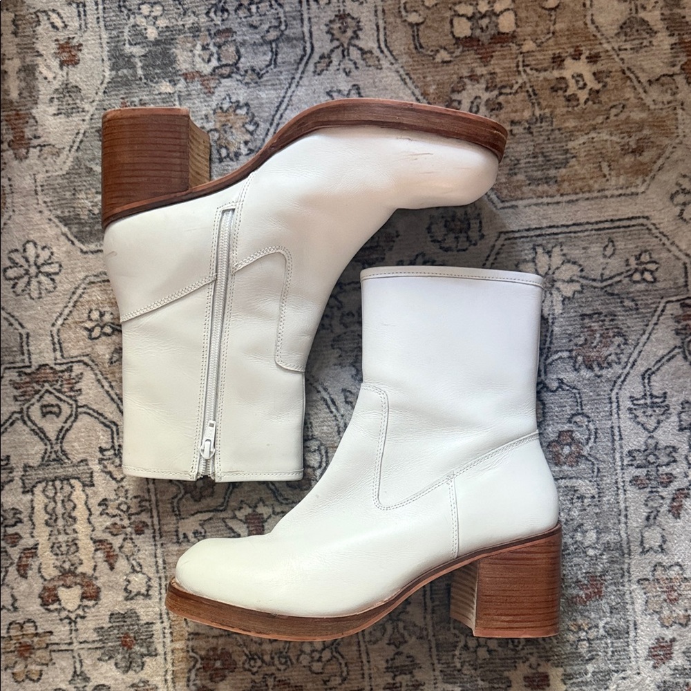 Urban Outfitters White Leather Block Heel Ankle Boots